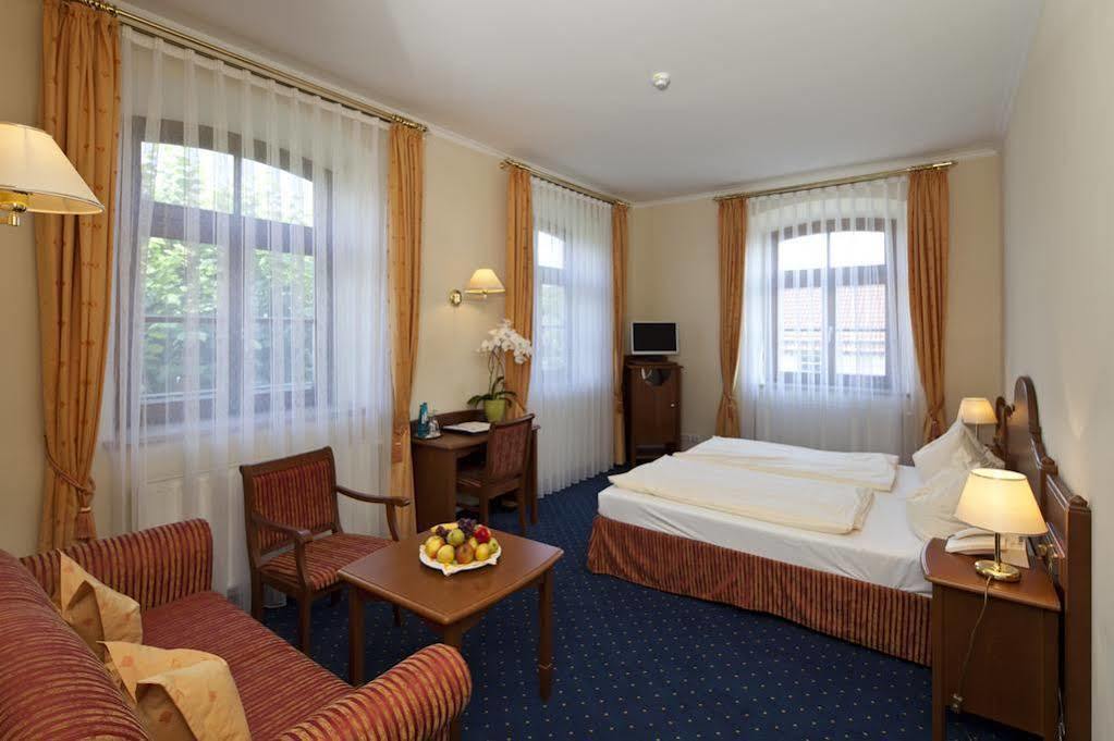 Hotel Angerbraeu Murnau am Staffelsee Luaran gambar